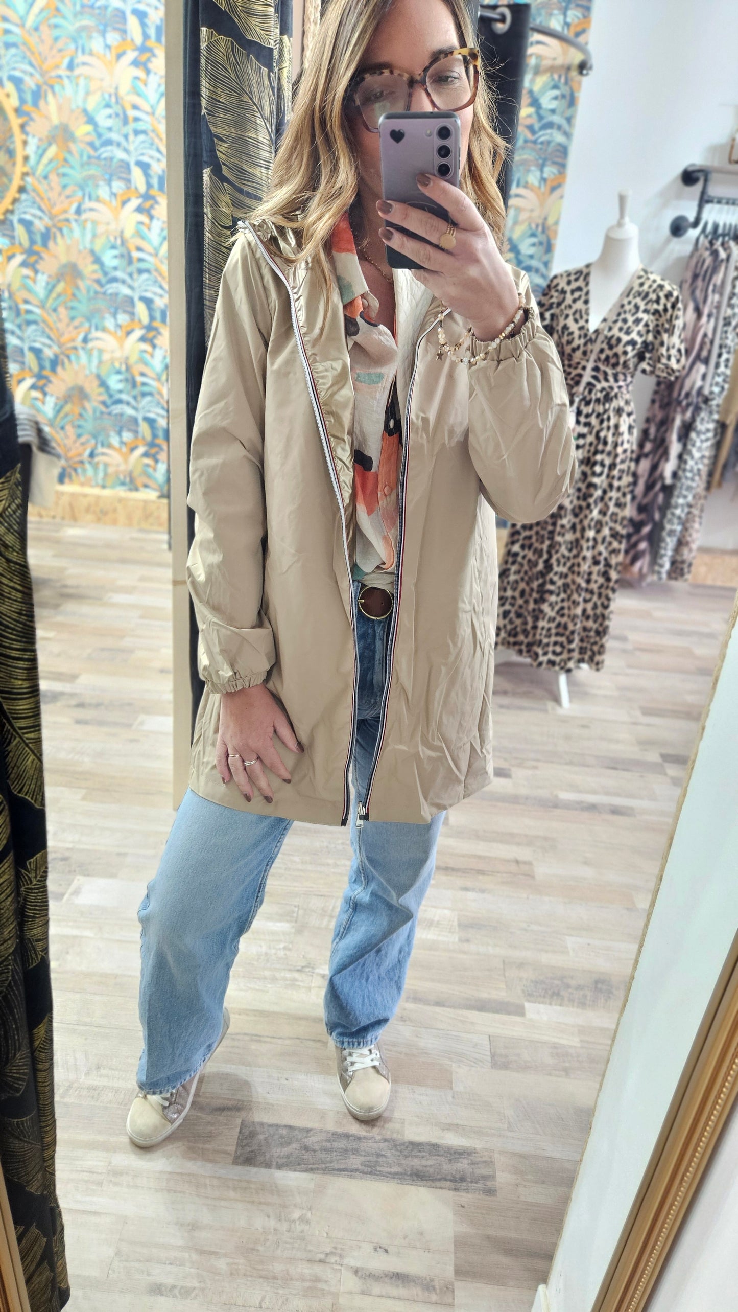 Coupe-vent doré reversible