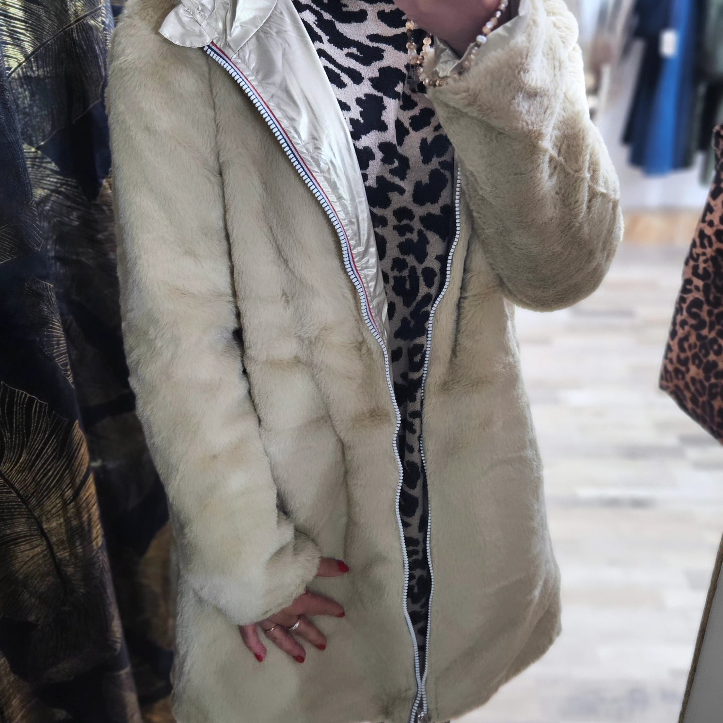 Manteau réversible mi-long doré