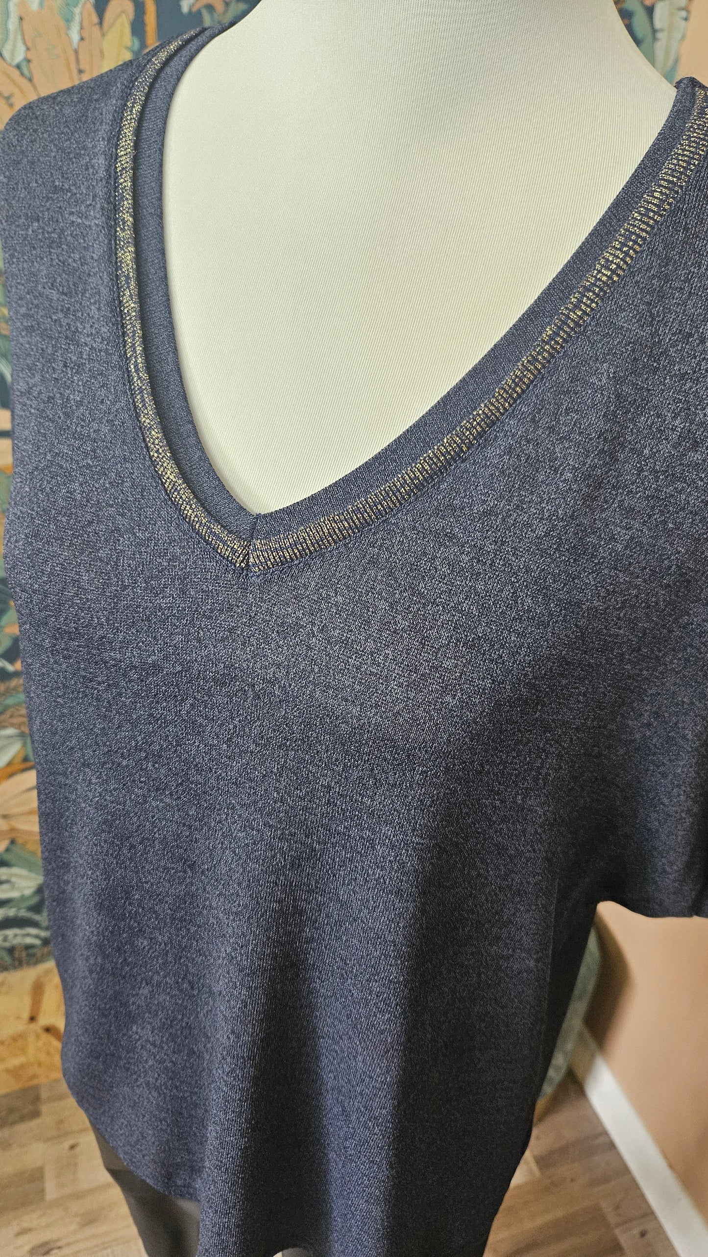 Tee-shirt bleu marine