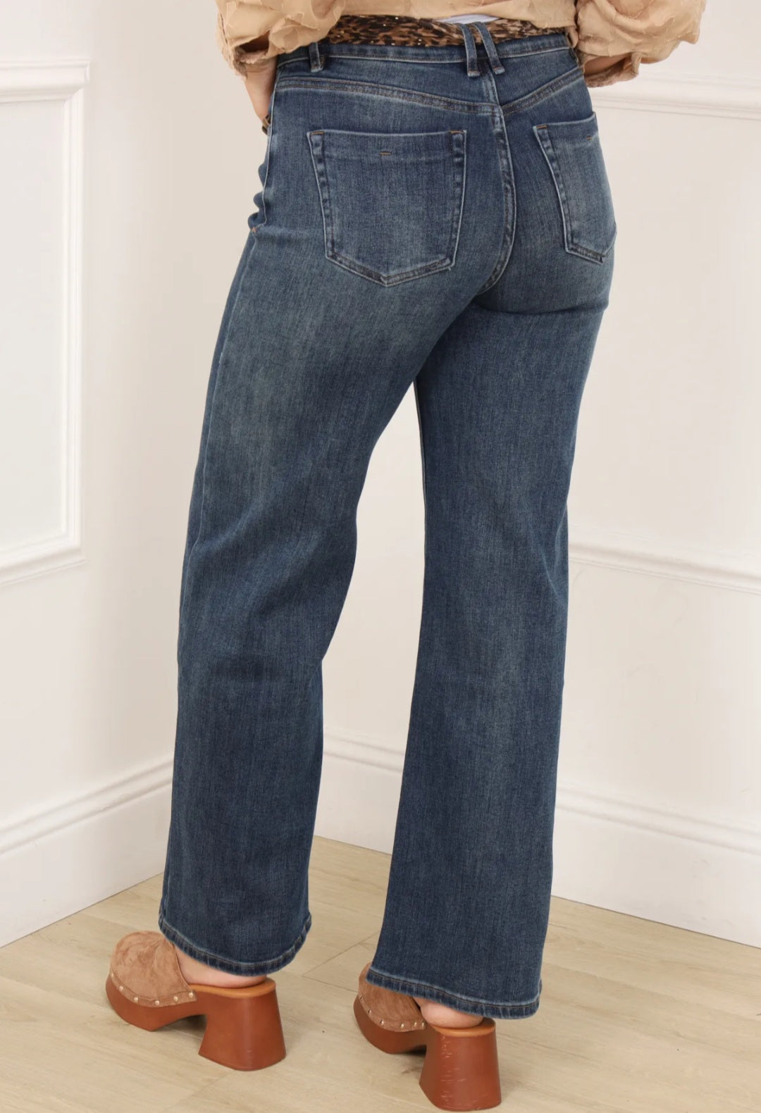 Jean Wideleg Léopard