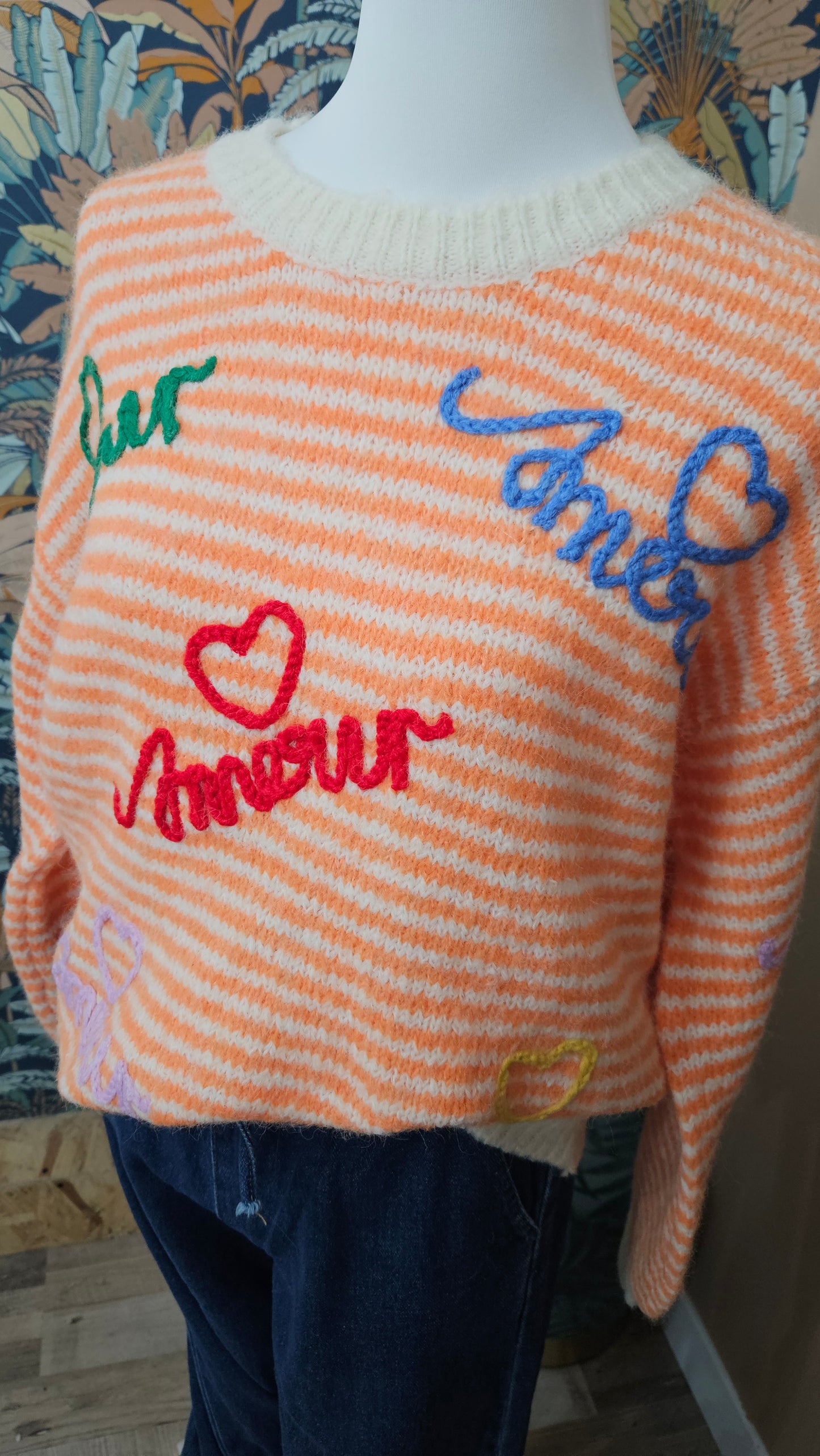 Pull à rayures orange