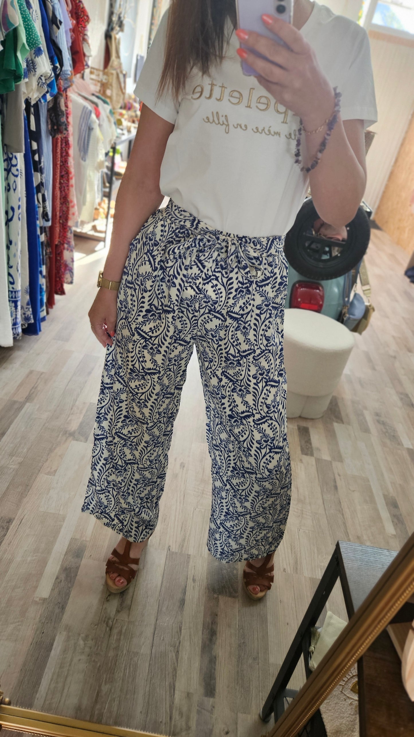 Pantalon fluide motifs bleus