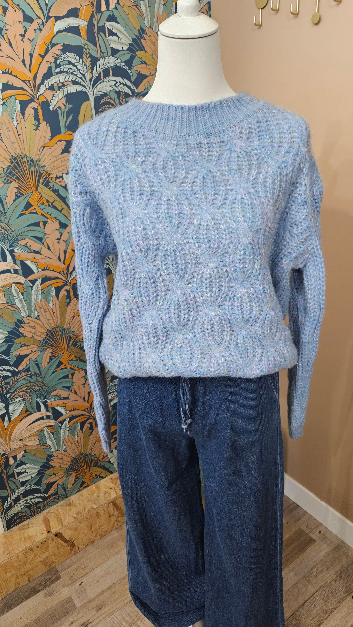 Pull bleu ciel