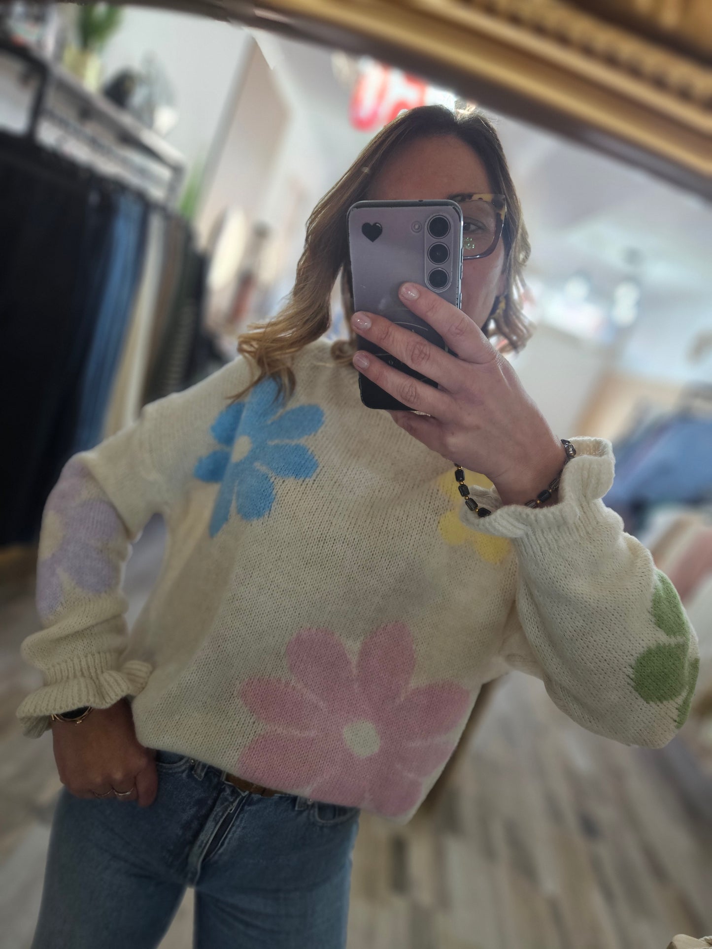 Pull écru fleurs