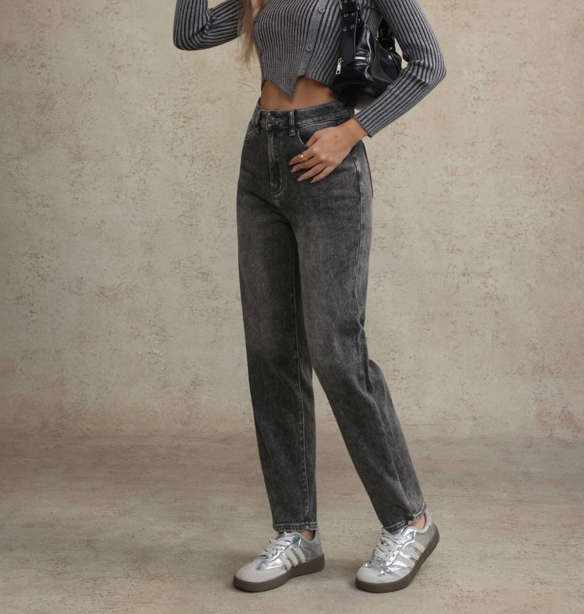 Jean Mom gris foncé