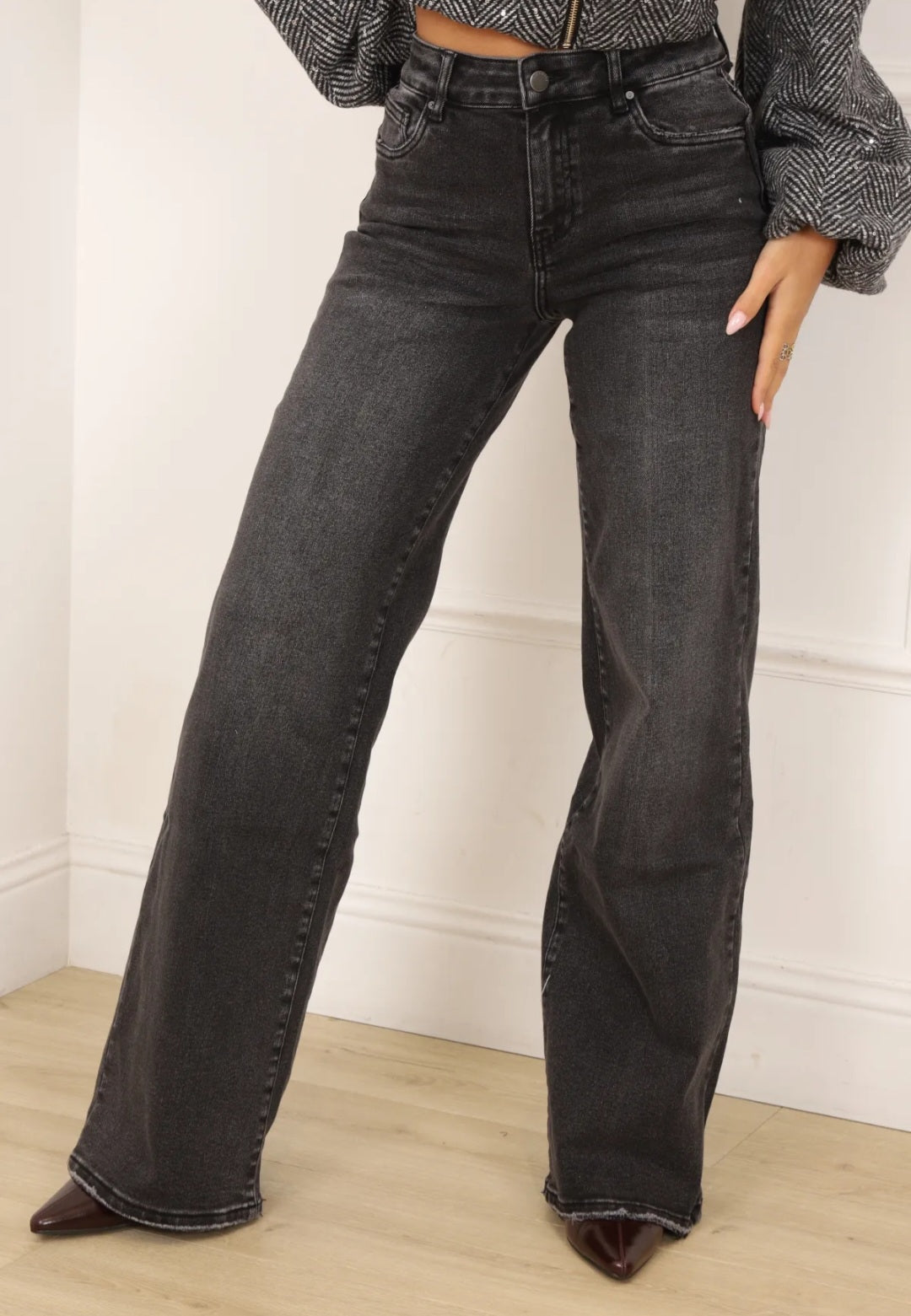 Jean Anthracite Large