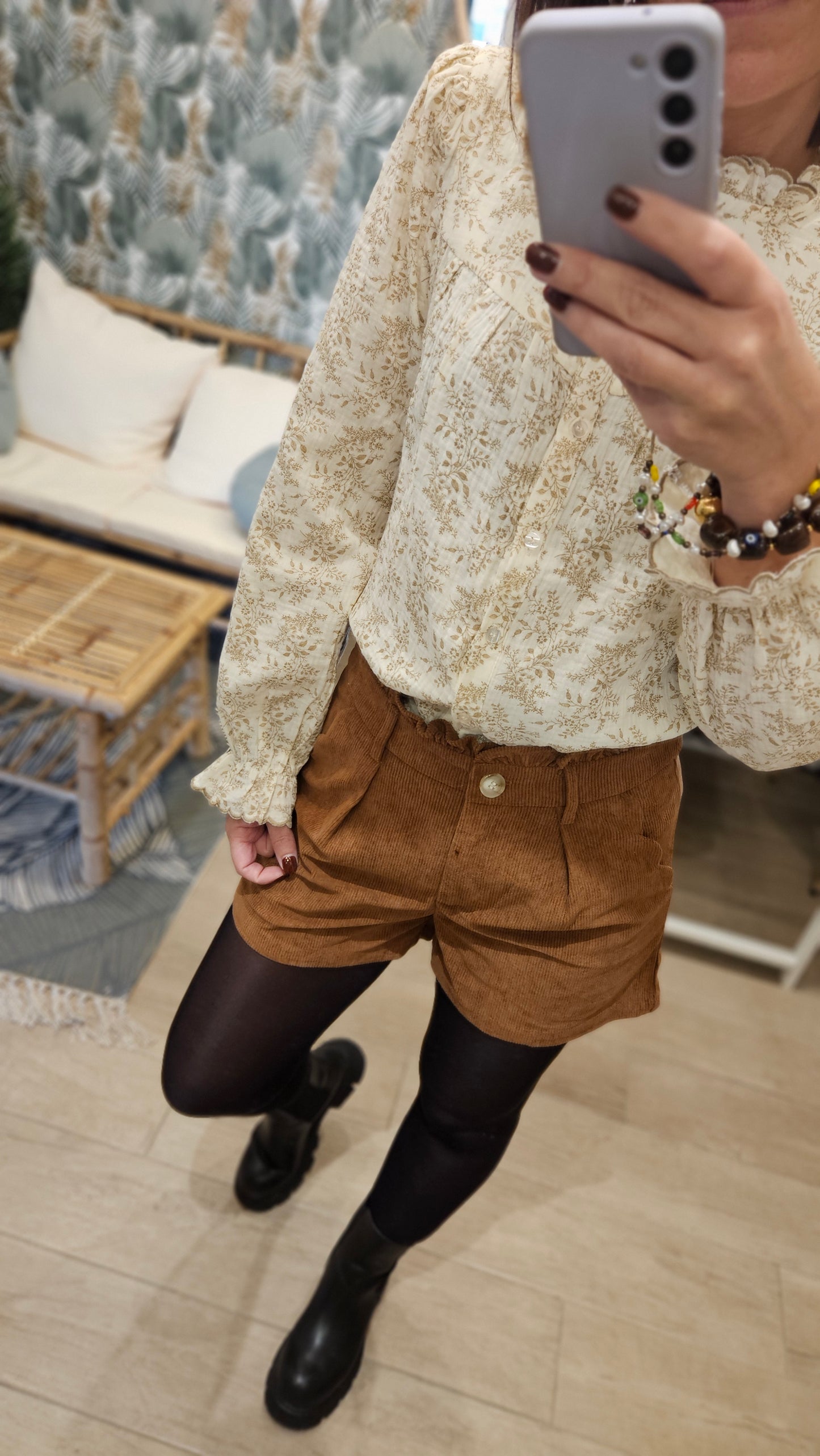 Short velours camel