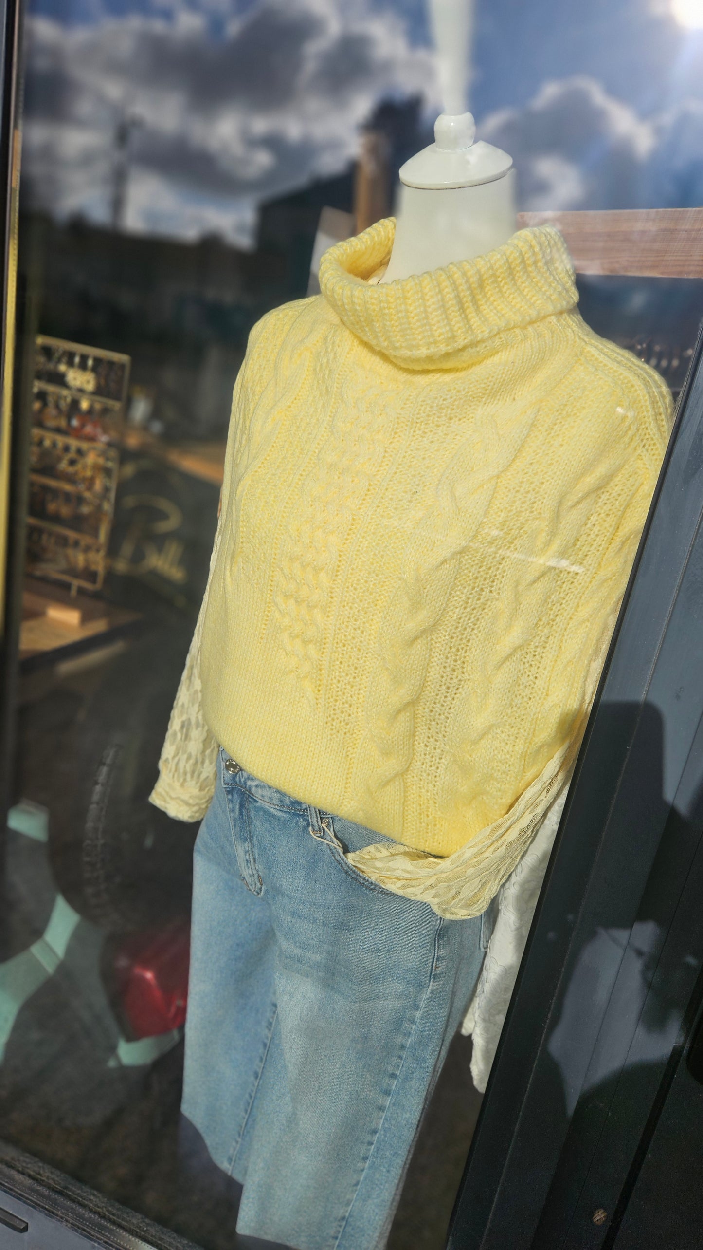 Pull SM col roulé Jaune