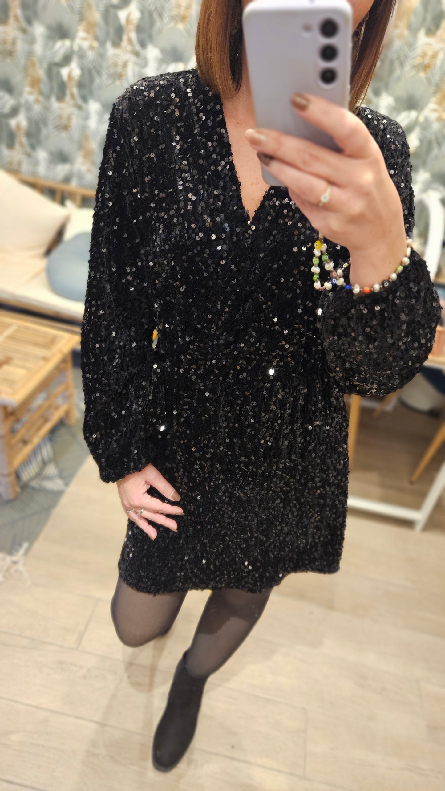 Robe Noir sequins