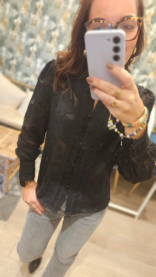 Chemise dentelle